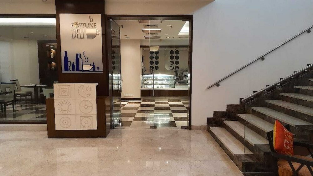 Фото Fortune Park Lake City Thane - ITC Hotel Group