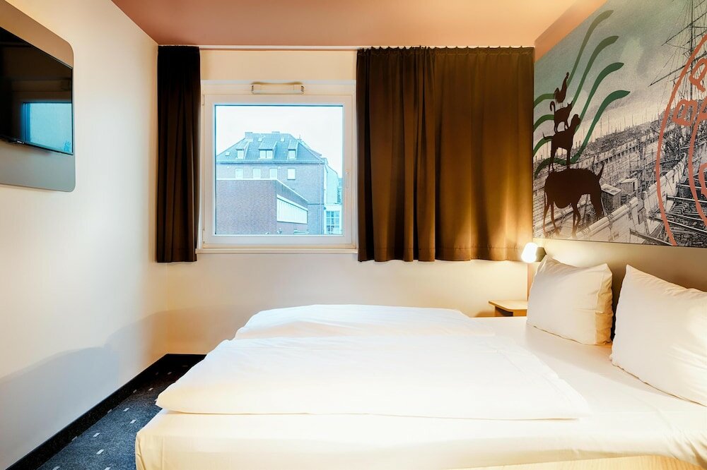 Фото B&b Hotel Bremen-City