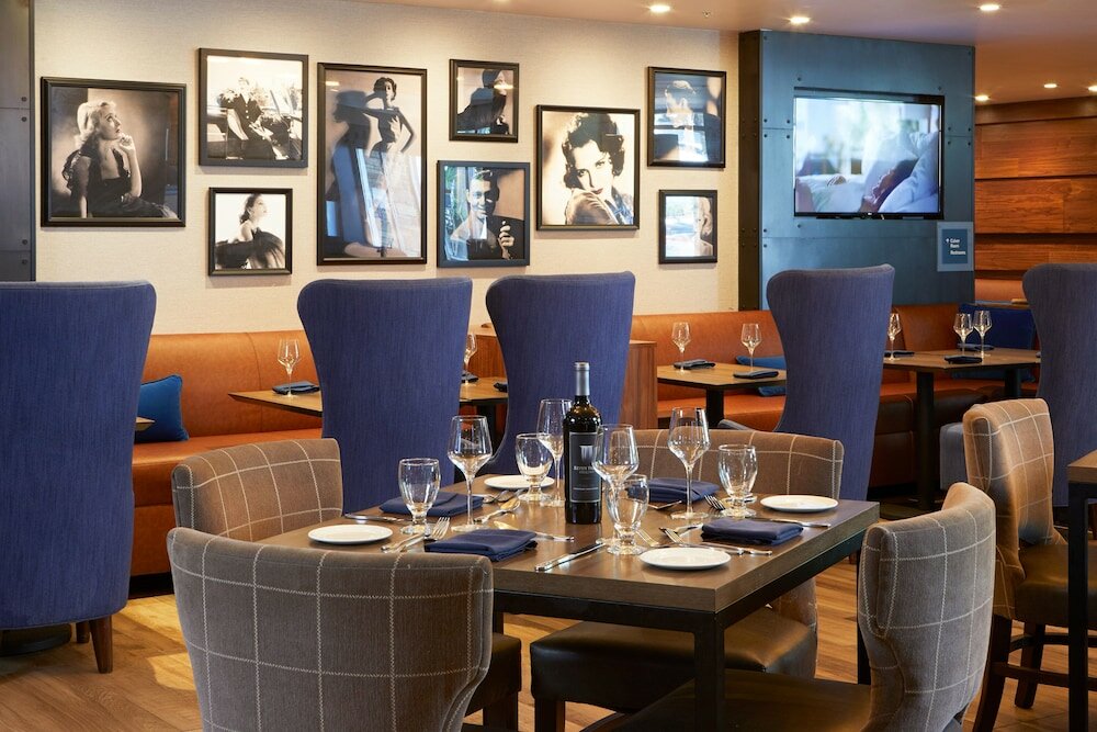 Фото Four Points by Sheraton Los Angeles Westside