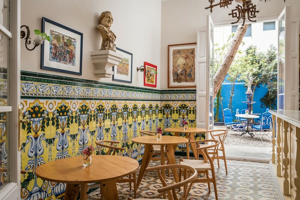 Фото Hotel Medium Renaixença