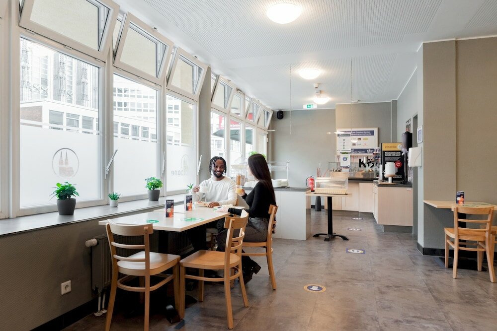 Фото a&o Köln Dom