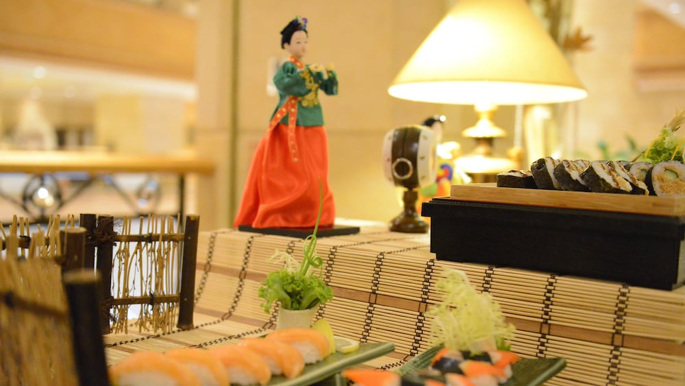 Фото Crowne Plaza Qingdao