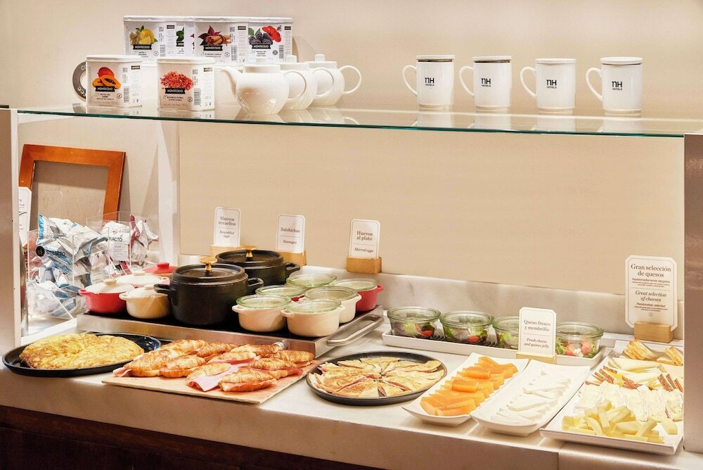 Фото Nh Madrid Balboa