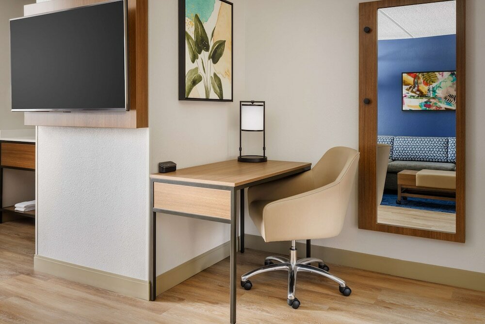 Фото Hyatt Place across from Universal Orlando Resort