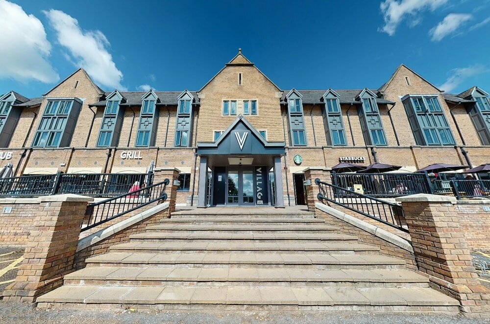 Hotel Village Urban Resort Leeds North, Leeds, photo