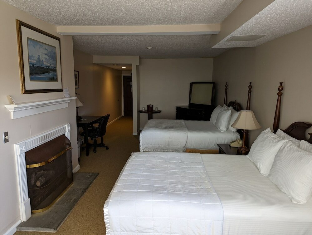 Фото The Lucerne Inn