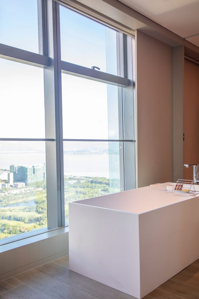 Фото Renaissance Shenzhen Bay Hotel