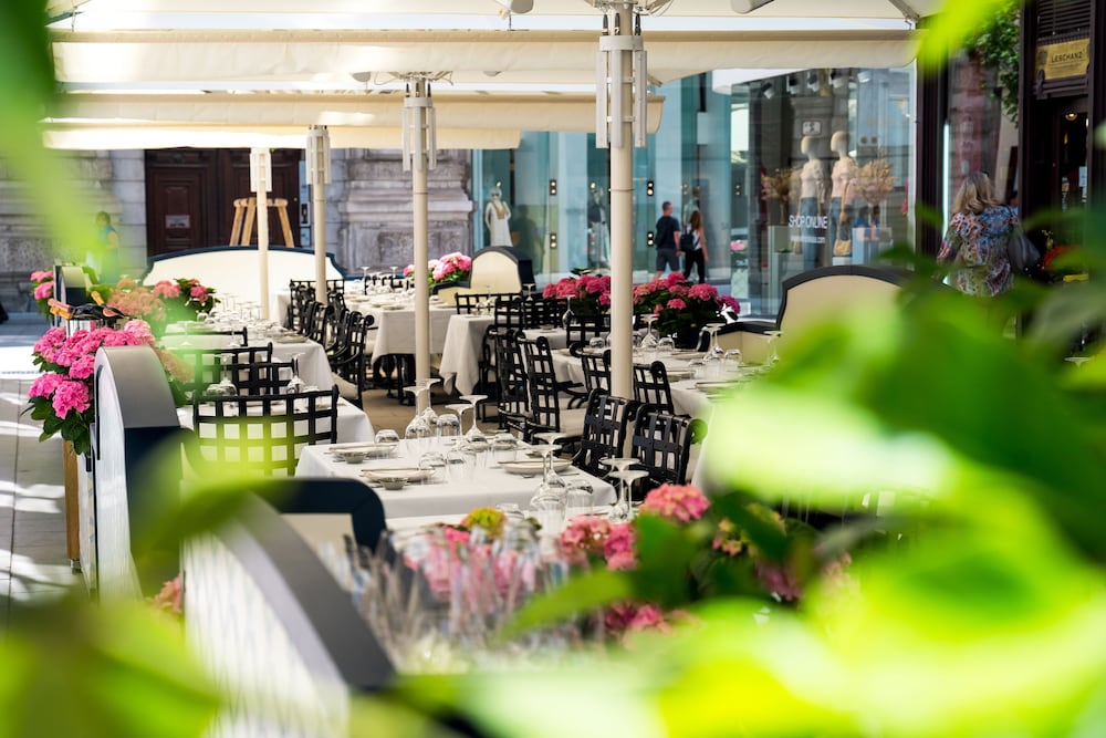 Фото The Leo Grand