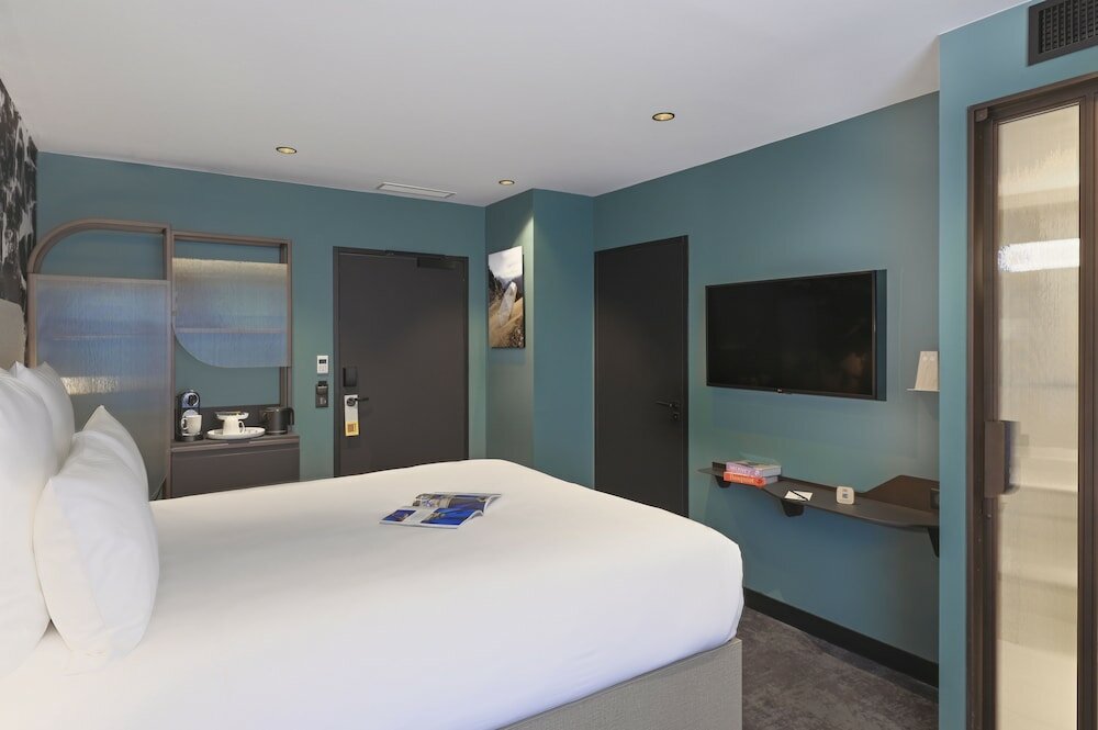 Фото Tribe Paris La Defense Esplanade