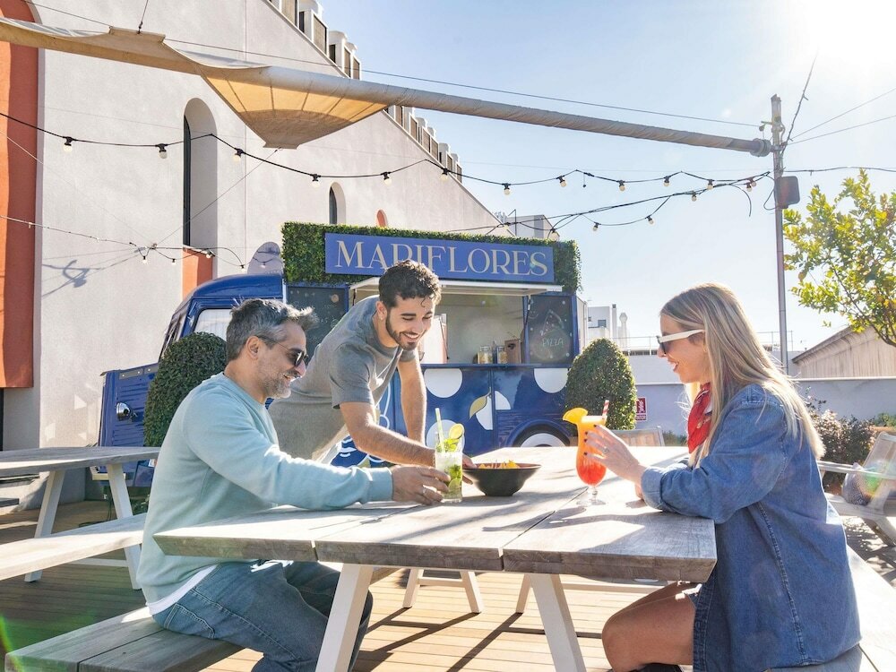 Фото ibis Styles Sevilla City Santa Justa