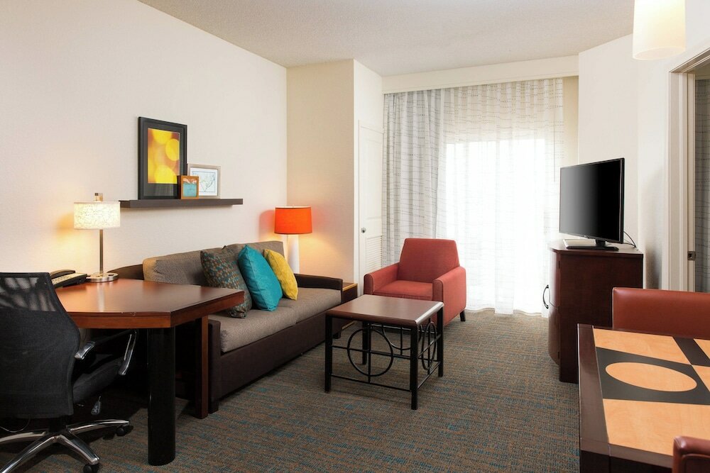 Фото Residence Inn by Marriott Kansas City Airport