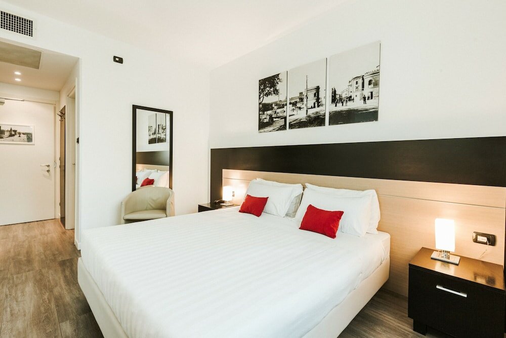 Фото Hotel Carpi
