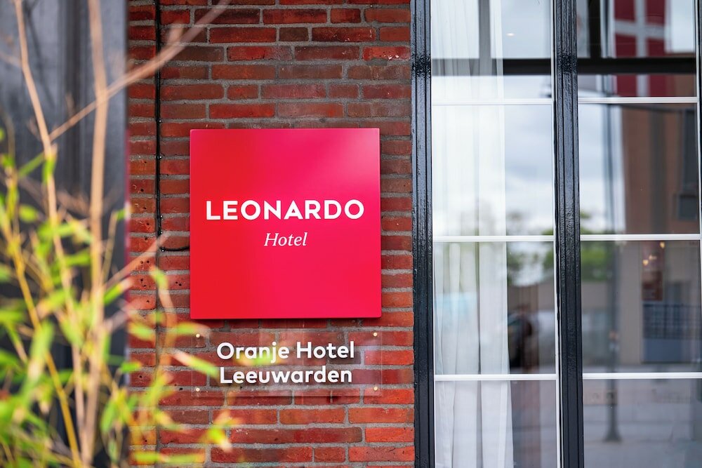 Фото Oranje Hotel Leeuwarden