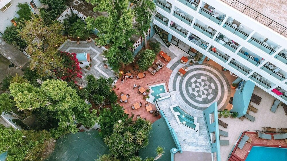 Фото Santa Marina Unique Hotel