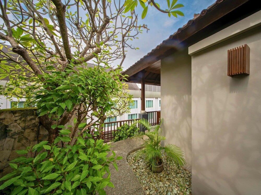 Фото Mercure Kuta Bali