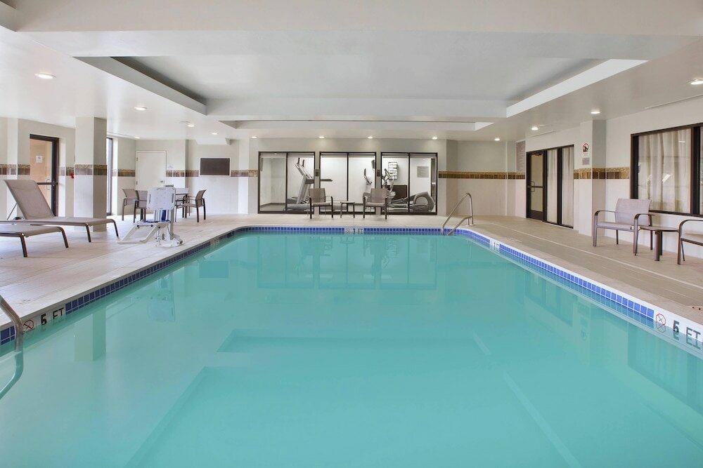 Фото Courtyard Somerset by Marriott