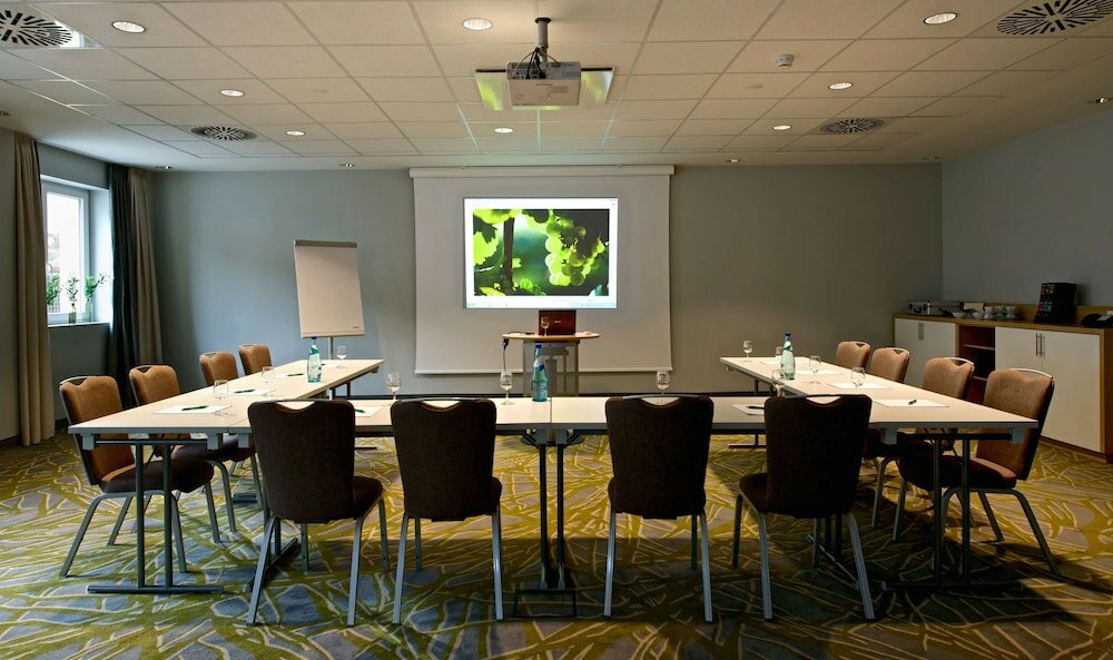 Фото Weinhotel Kaisergarten