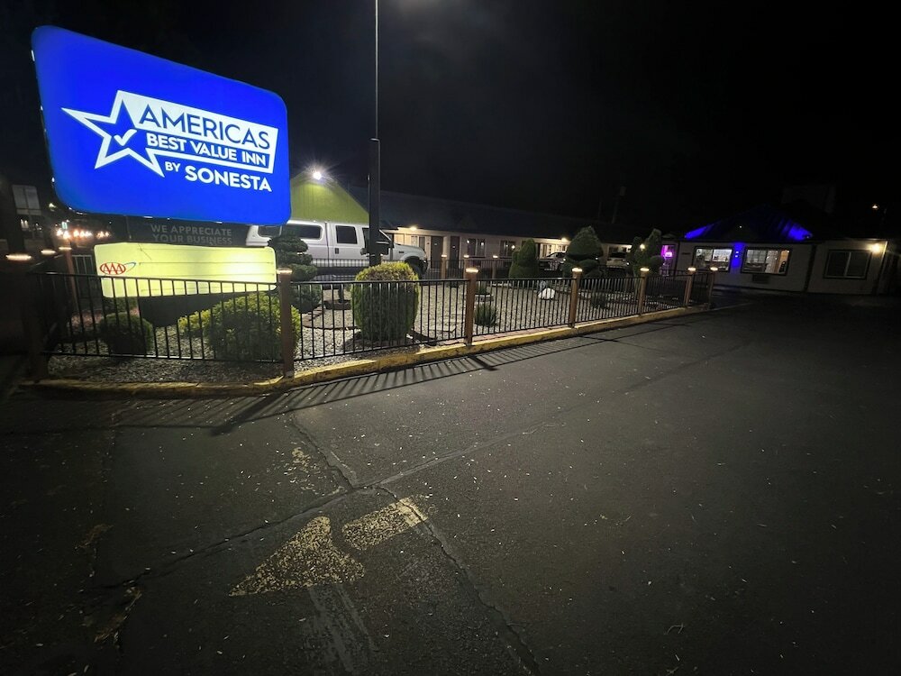 Фото Americas Best Value Inn Eugene