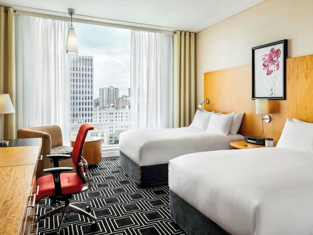 Фото Sofitel Montreal Golden Mile