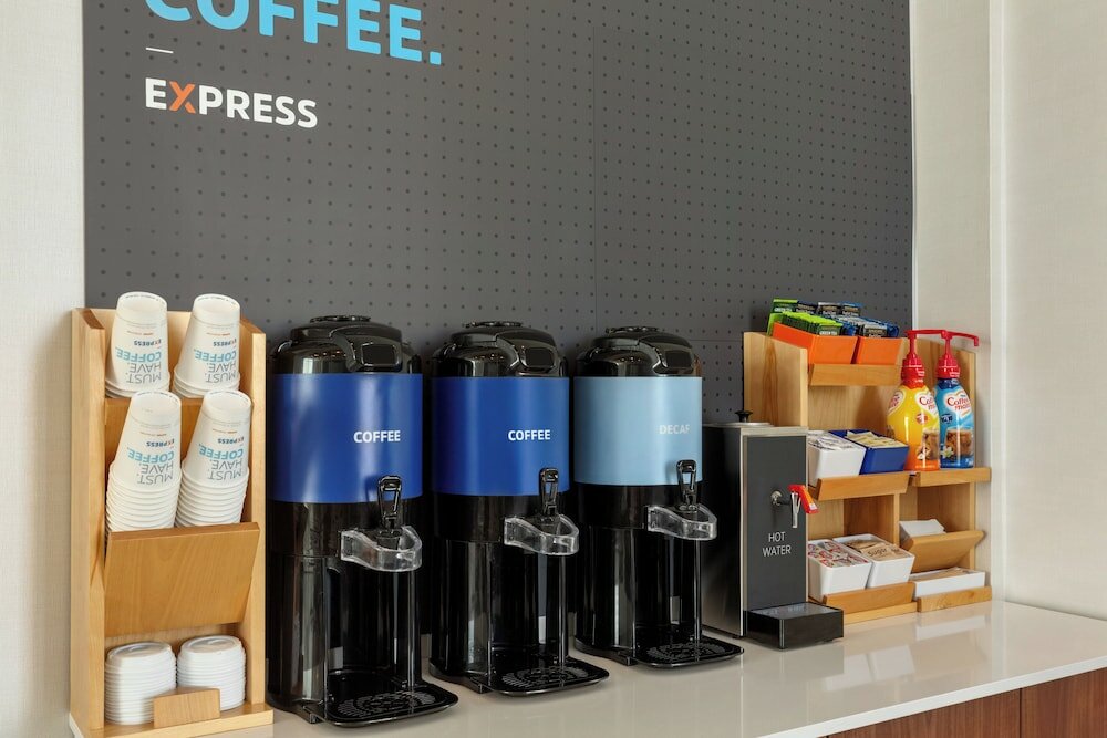 Фото Holiday Inn Express West Sacramento, an Ihg Hotel