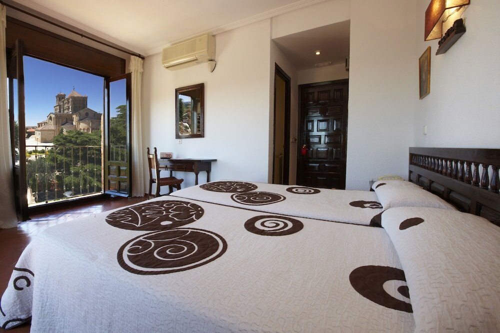 Фото Hospedium Hotel Juan II