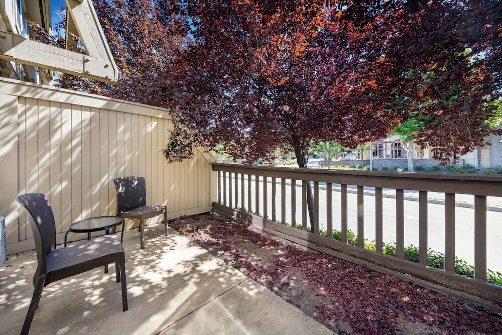 Фото Best Western Danville Sycamore Inn