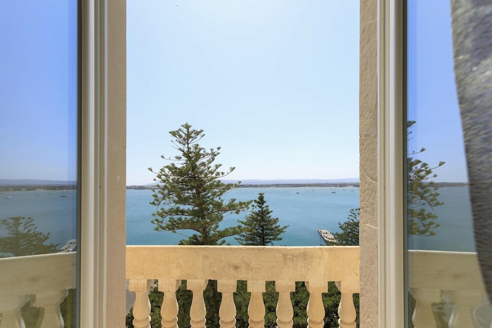 Фото Grand Hotel Des Ètrangers