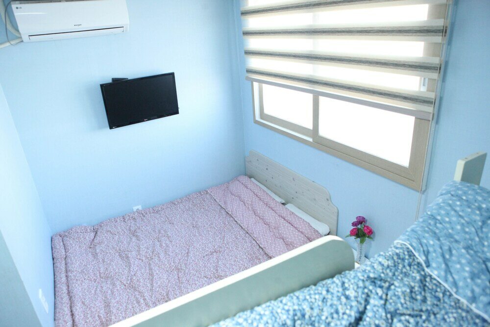 Фото Well Plus Bnb Guest House