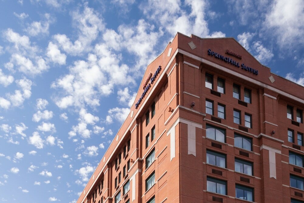 Фото SpringHill Suites Dallas Downtown West End