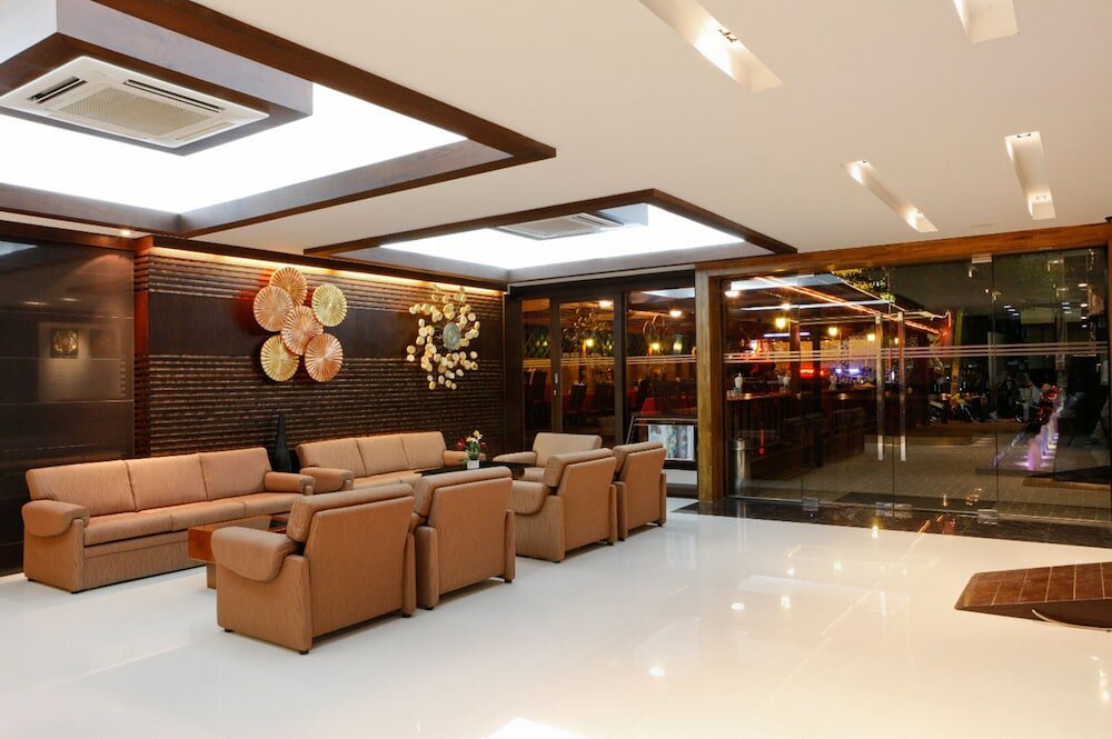 Фото Inn House Hotel