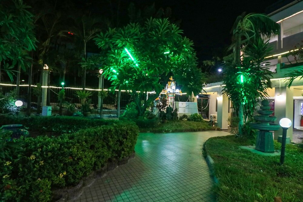 Фото Natural Beach Hotel