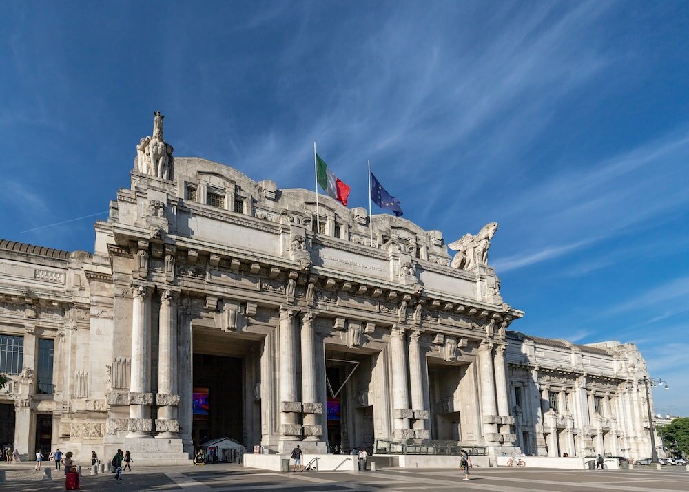 Фото отеля 1