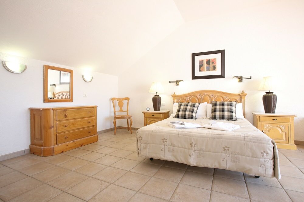 Фото Beverly Hills Suites - Excel Hotels & Resorts