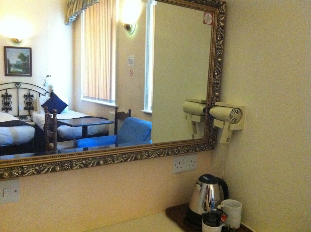 Фото Mermaid Suite Hotel