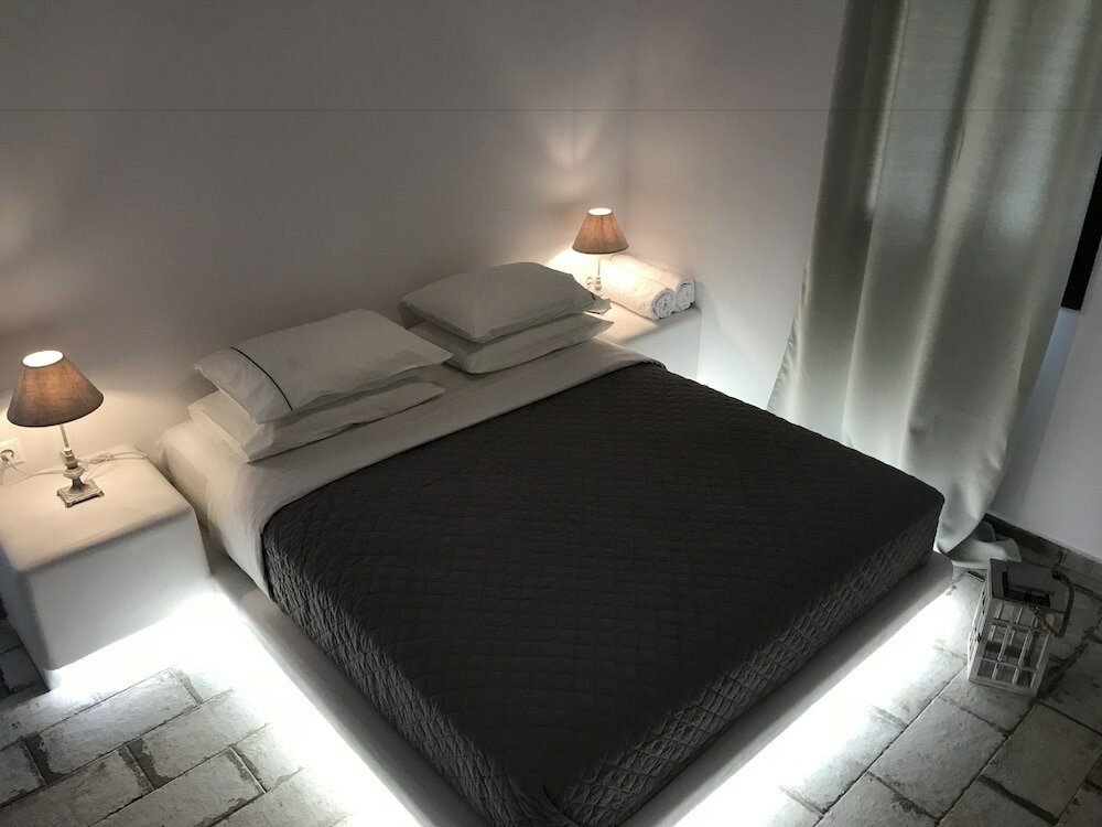 Фото Elia Residences Santorini