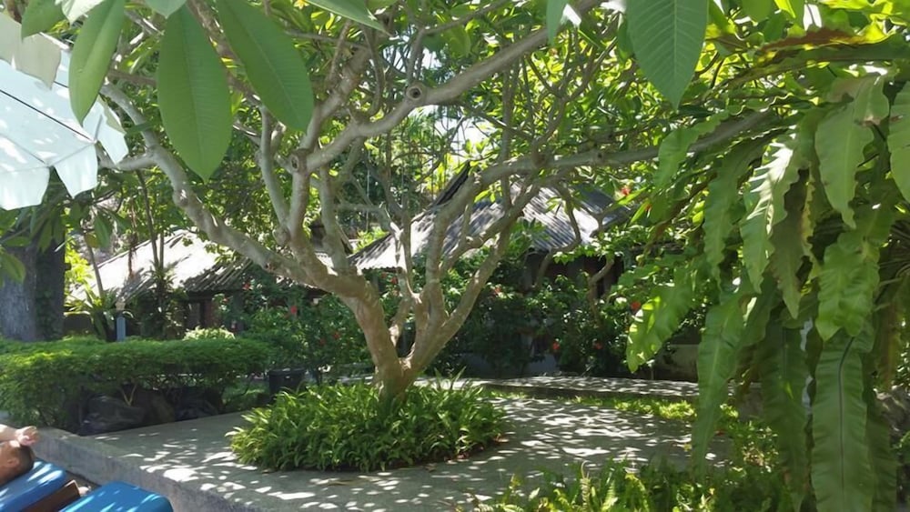 Фото Let's Hyde Pattaya Resort & Villas