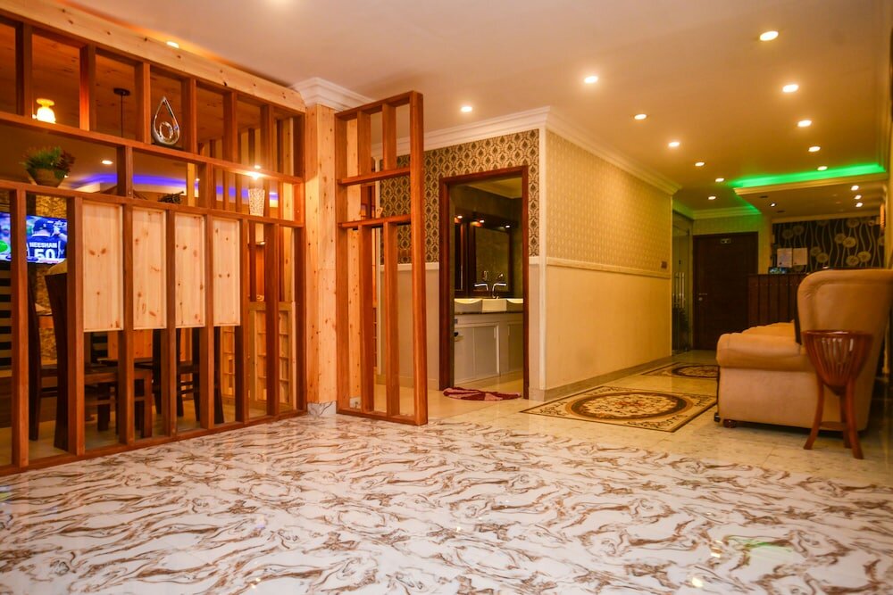 Фото Galaxy Grand Hotel