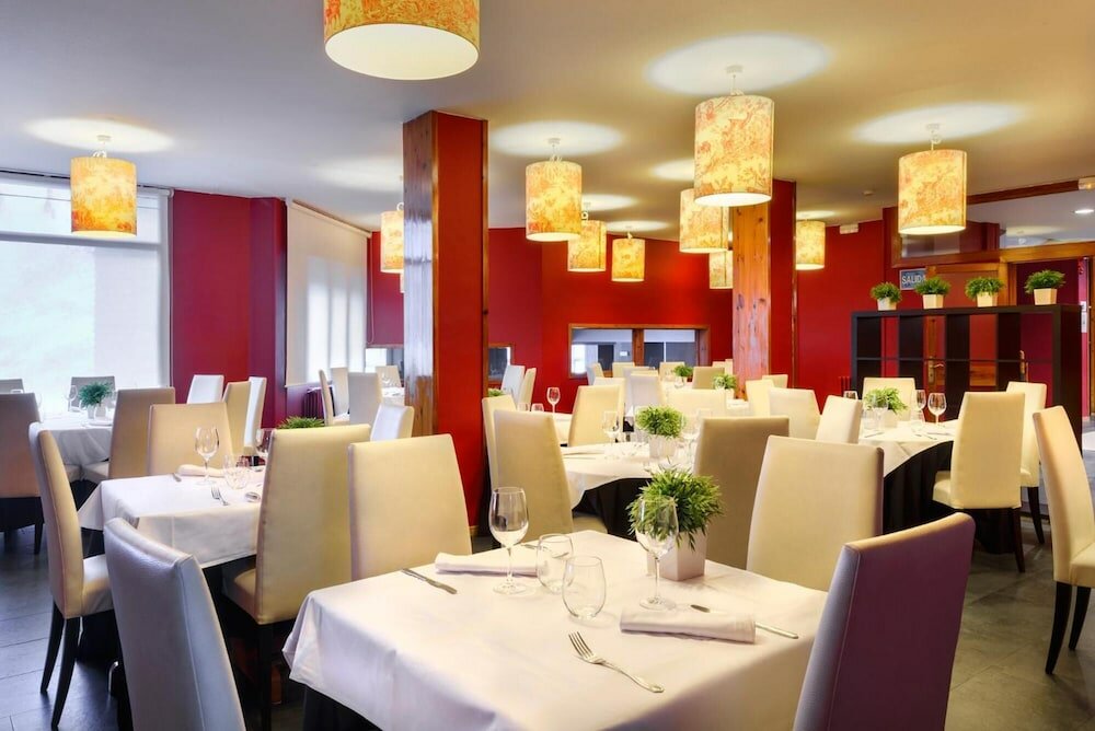 Фото Hotel Tobazo