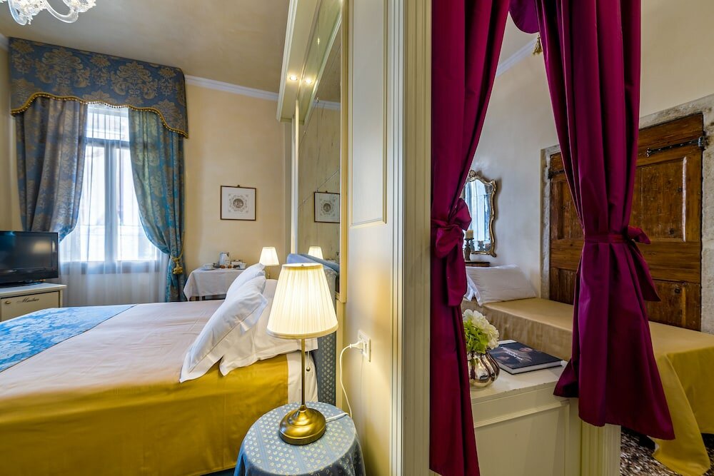 Фото Residence Palazzo Odoni