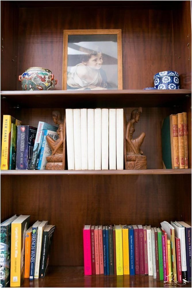 Фото Sandton Farmhouse Executive B&b