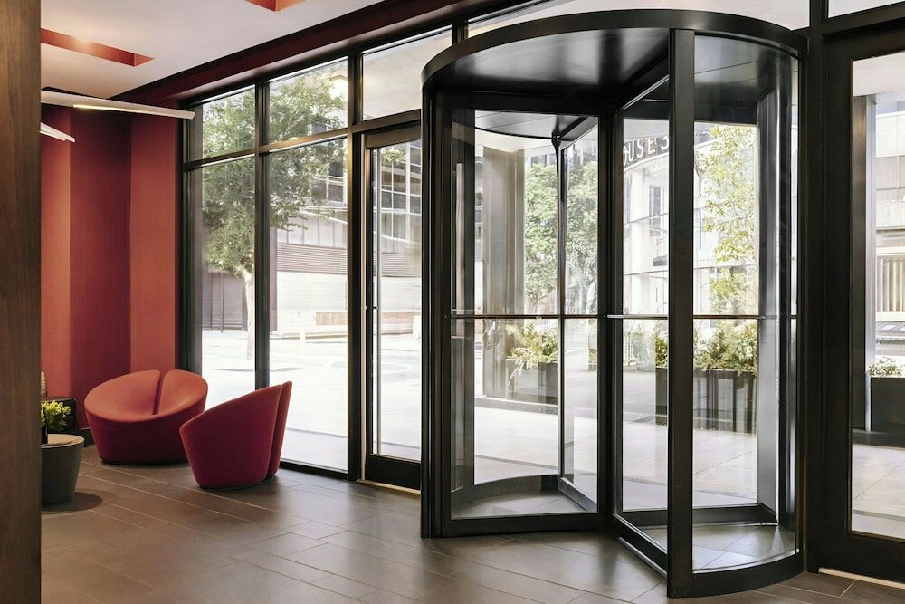 Фото Sonder at The Nash