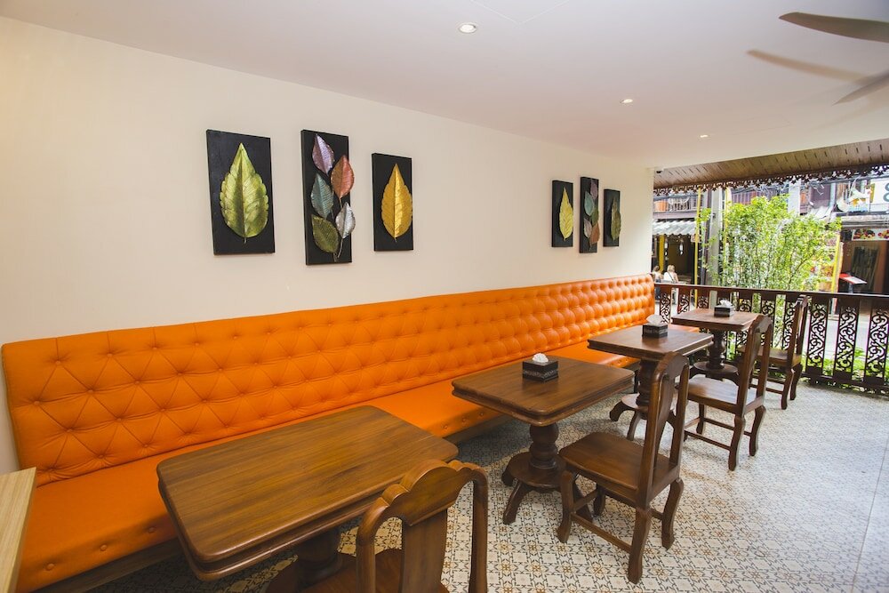 Фото Chada Mantra Hotel