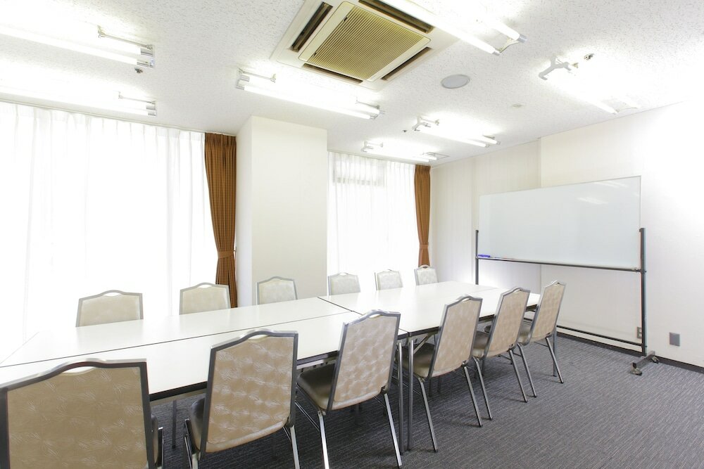 Фото Hotel MyStays Nagoya-Sakae