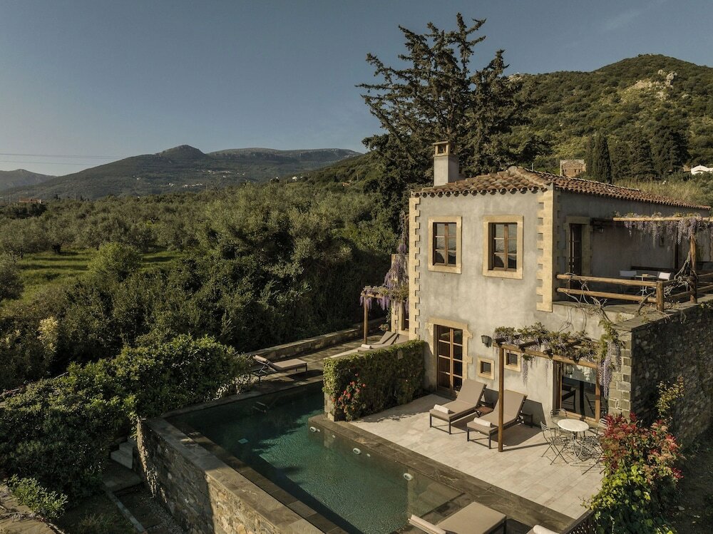 Фото Kinsterna Hotel