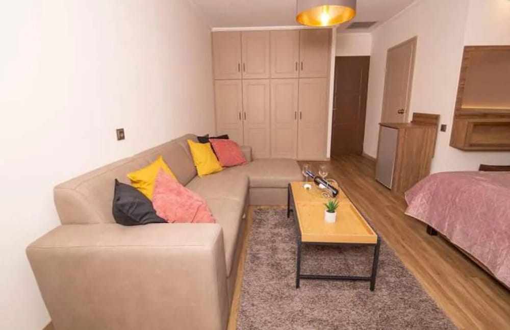 Фото Mont Helmos Hotel