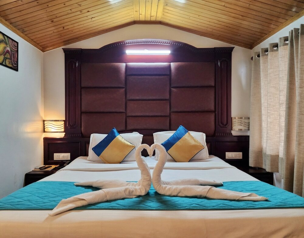 Фото Hotel Surya