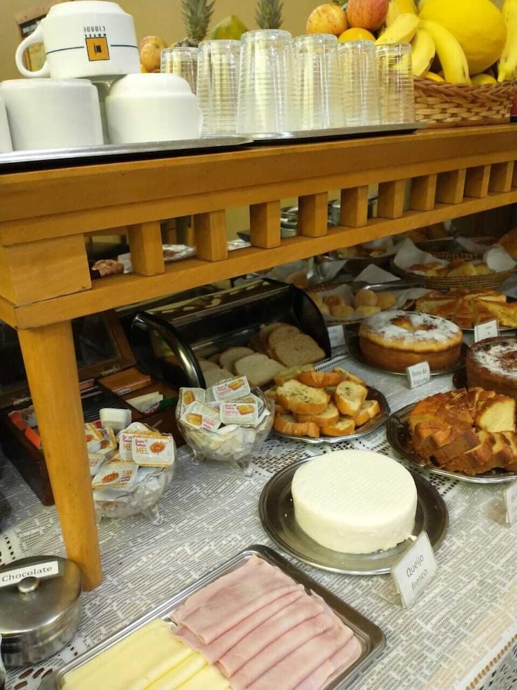 Фото Hotel Cidade