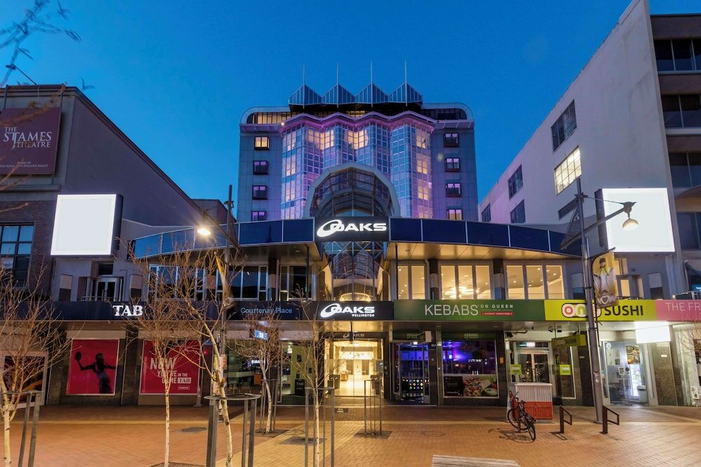 Фото Oaks Wellington Hotel