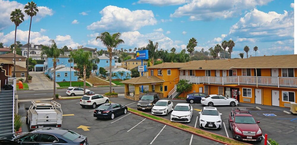 Фото Redondo Inn and Suites