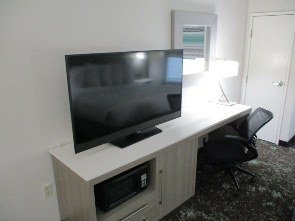 Фото Best Western Worlds of Fun Inn & Suites